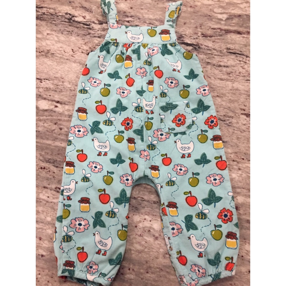 🌷 S O L D 🌷John Lewis Barn Country Jumper - Picture 2 of 4